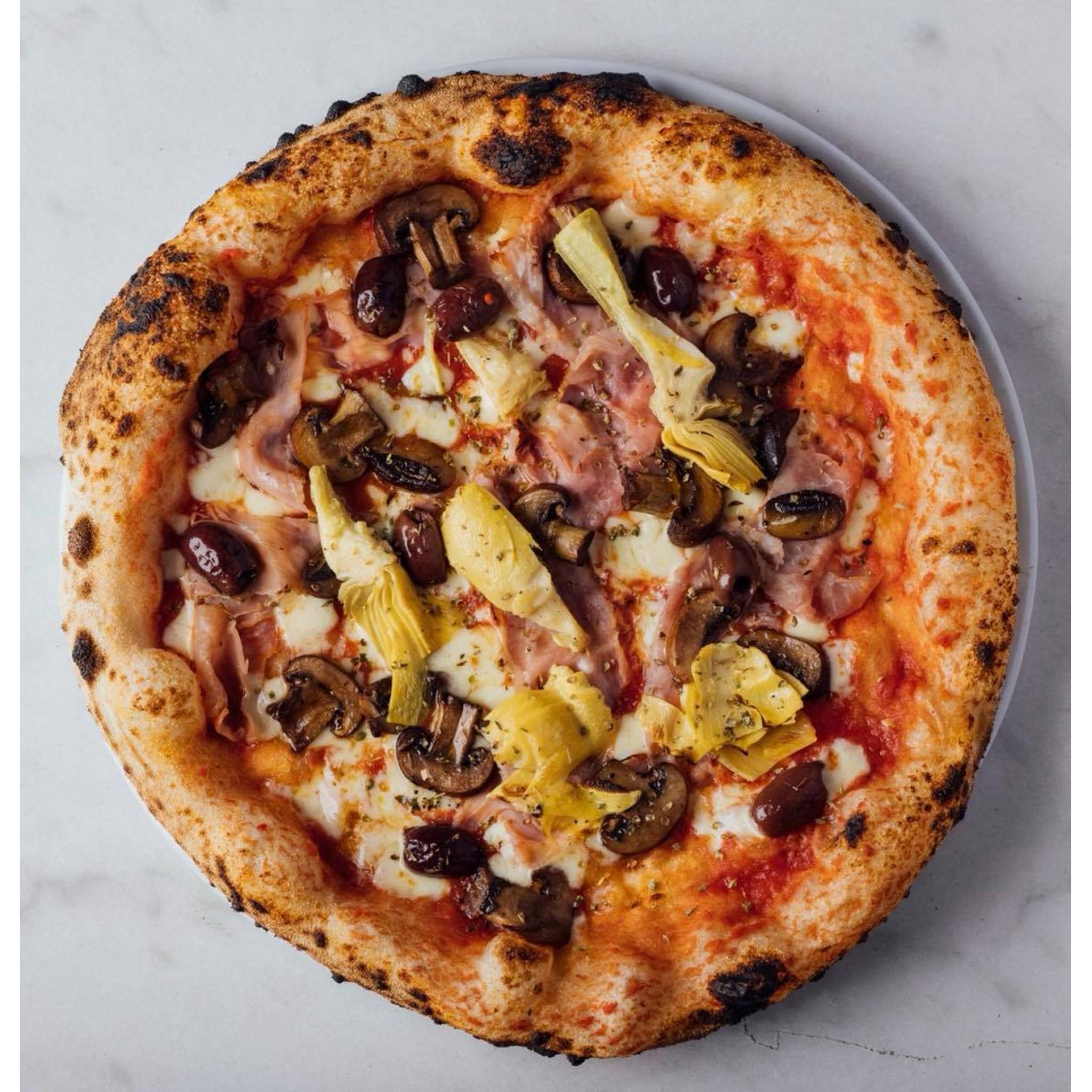 Capricciosa fior di latte, prosciutto cotto, olives, mushrooms