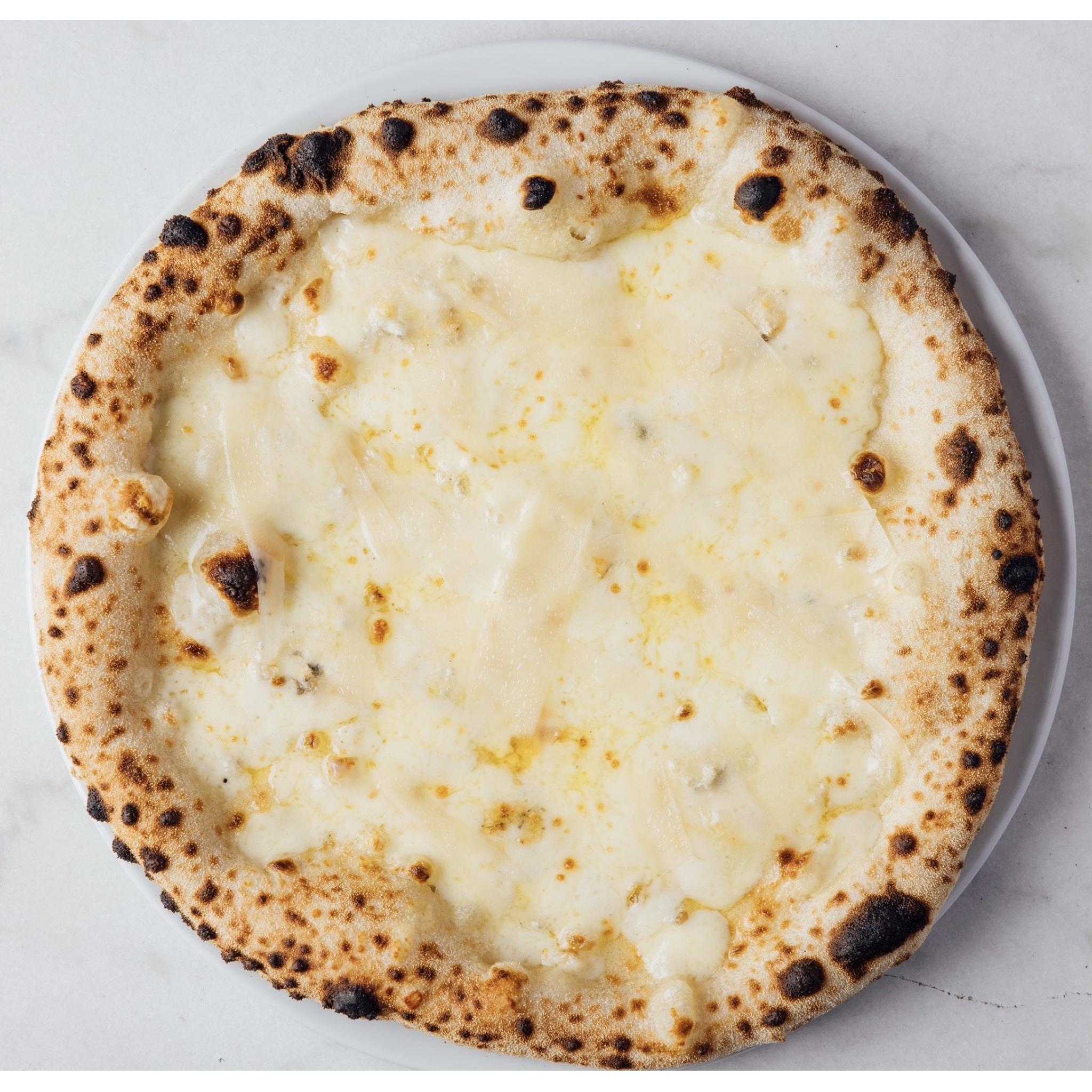 Quattro Formaggi parmesan, provolone, fior di latte